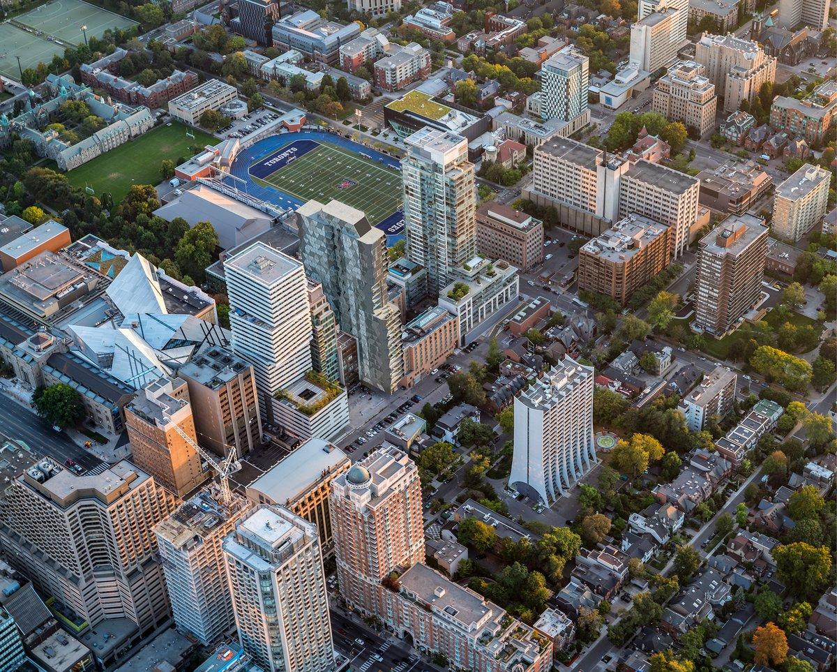 210 bloor street west condos